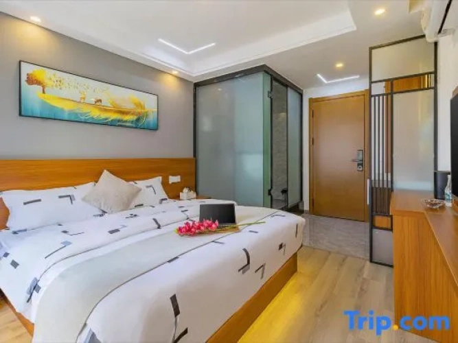 Standard Double room with city view