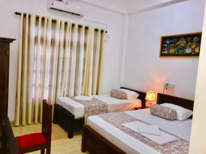 Standard Triple room with balcony