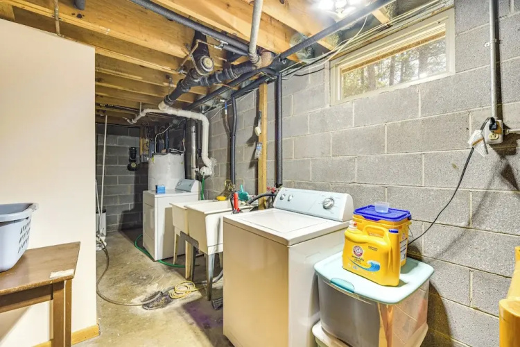 Beautiful Chetek Home w/ Prairie Lake Access!