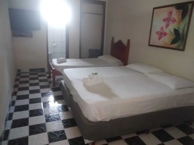 Standard Triple room
