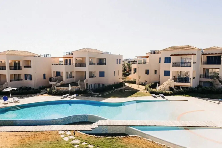 Phaedrus Living: Seaside Thalassa Cretan 203