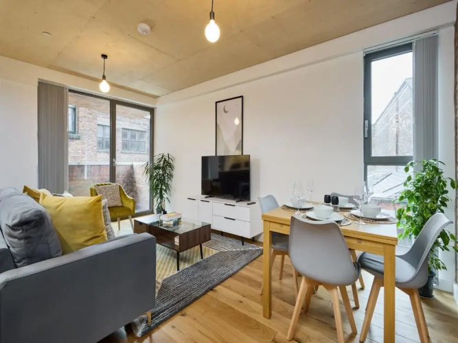 Smart Northern Quarter Retreat