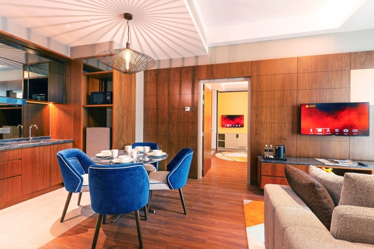Executive Suite