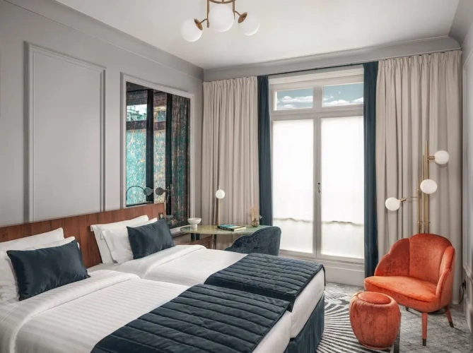 Alcove Twin room