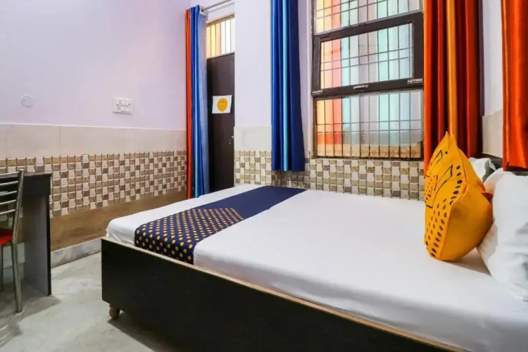 Spot On Mannat Residency