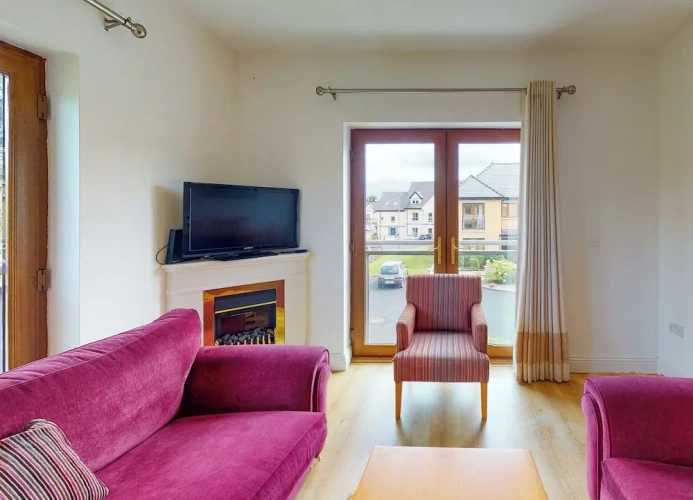 2 Bedrooms Cottage with lake view