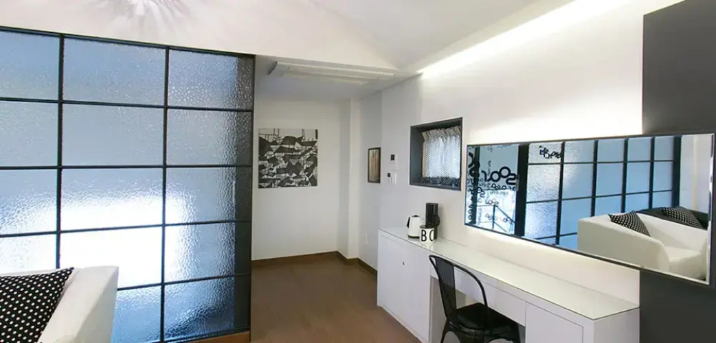 Soar Hotel