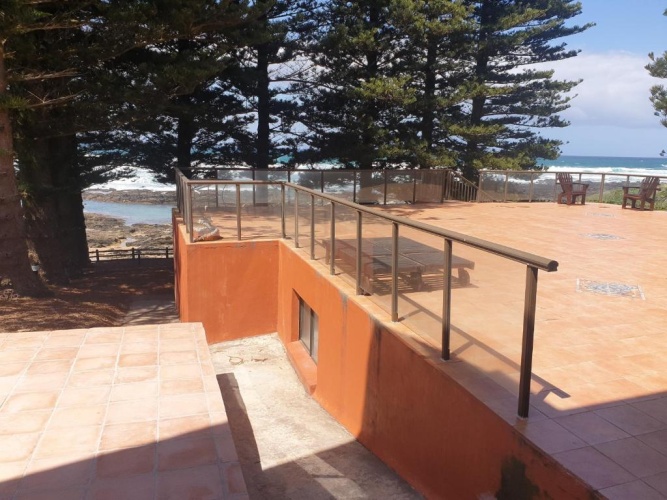 Standard Twin room with sea view