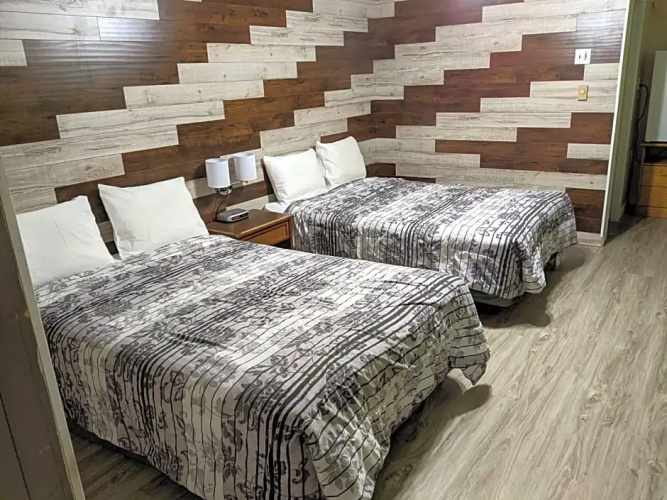Valley Motor Lodge