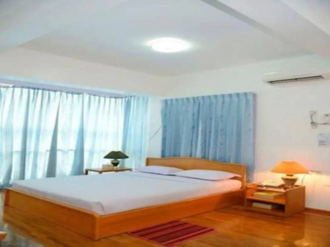 Lucky Hotel