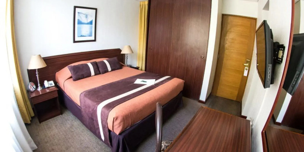 Hotel Alcala del Rio