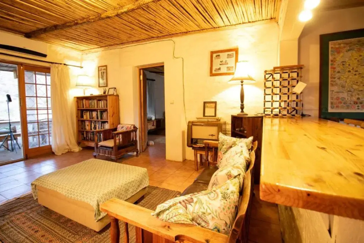 Ironstone Cottage