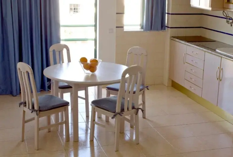 2 Bedrooms Apartment with balcony