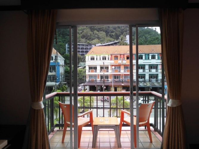 Superior room with city view