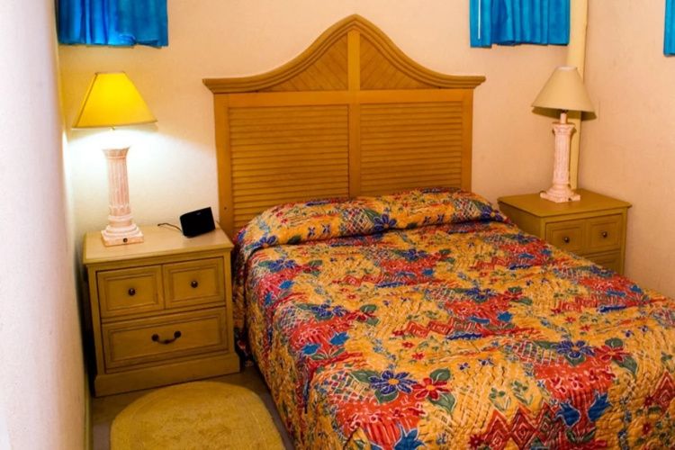 Golden Sands Hotel