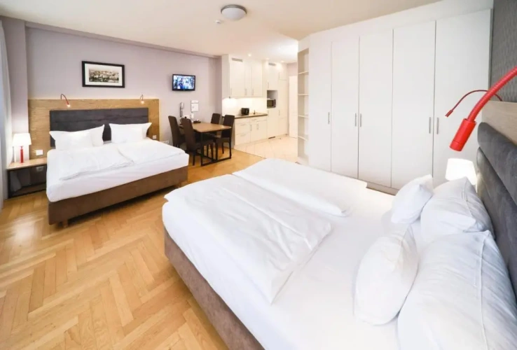 Comfort Quadruple Studio