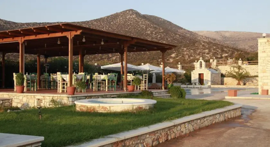 Avgerinos Village