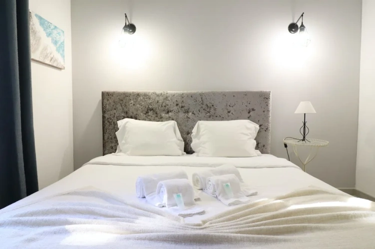 2 Bedrooms Double Family Apartment with balcony