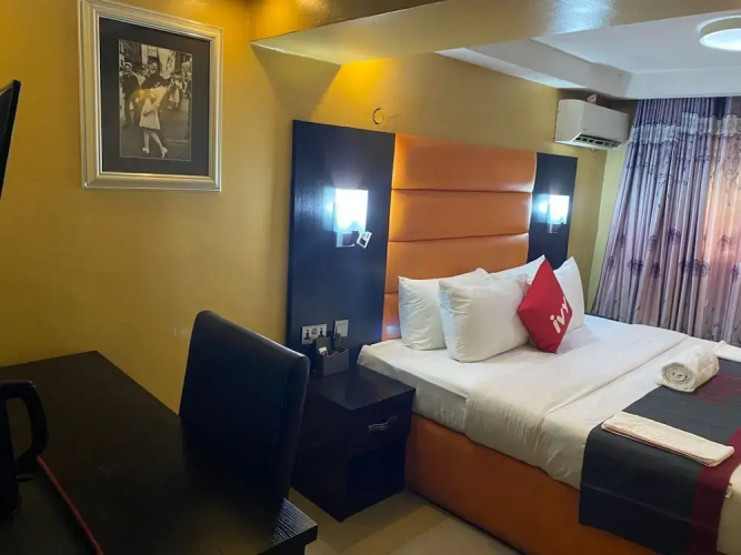 Aotel Hotels & Suites (Ojota)