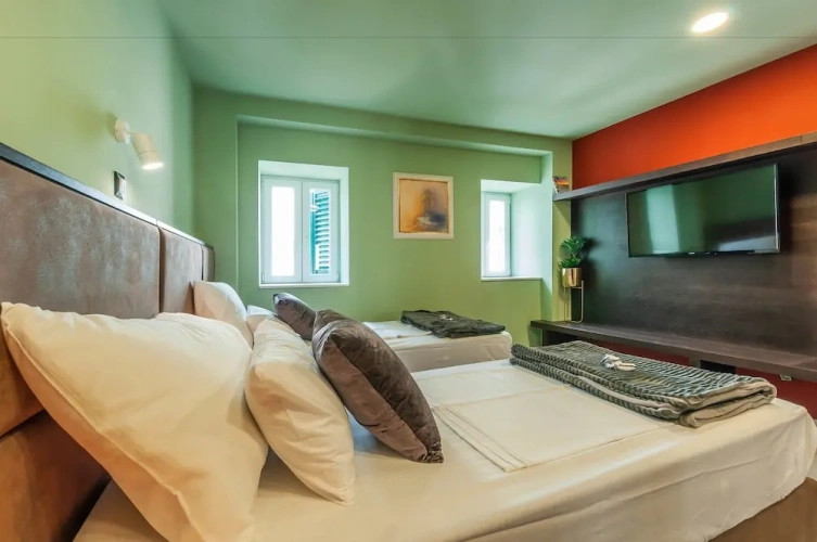 1 Bedroom Deluxe Studio