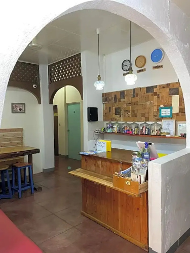 Jiji's Hostel