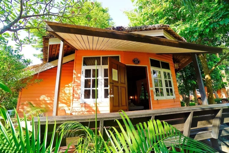 Deluxe Cottage with balcony