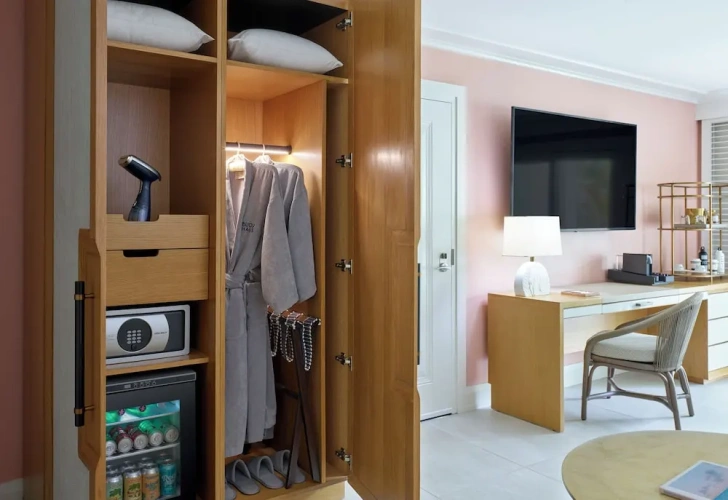 1 Bedroom Double Suite with balcony and with ocean view