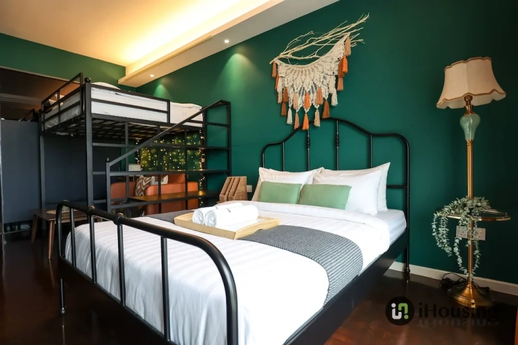 Quadruple Suite