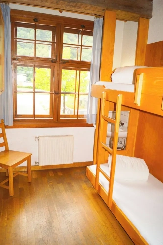 Economy room