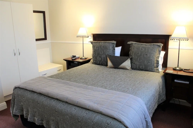 1 Bedroom Deluxe Apartment
