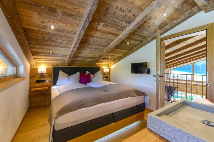 Gams Lodge