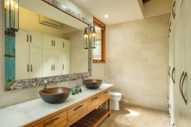 Private Pool Villa in ubud with Jungle View