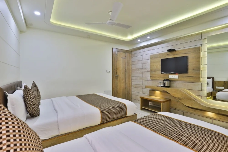 Deluxe Triple room