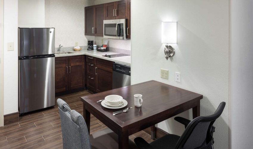 Homewood Suites by Hilton Miami-Airport/Blue Lagoon photo 35