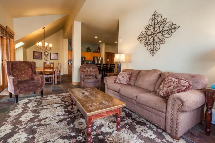 Springs by Summit County Mountain Retreats