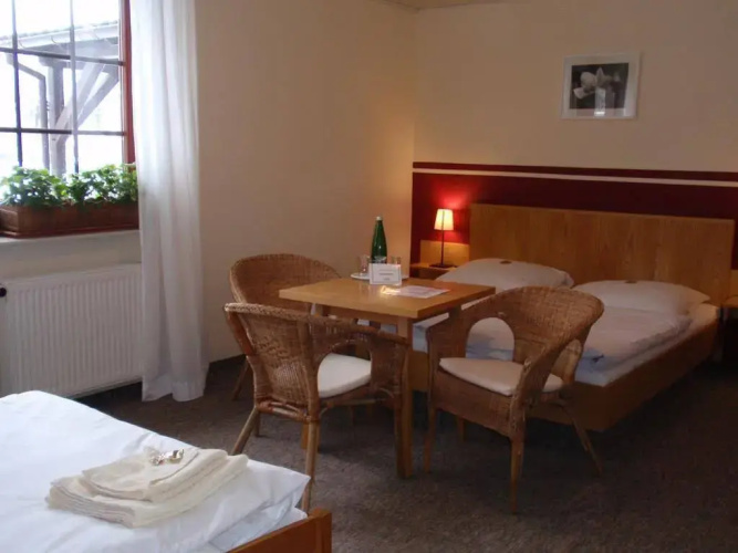 Hotel & Restaurant Lindengarten