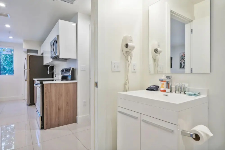 Miami Suite 206