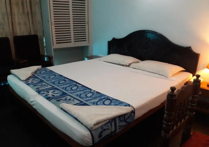 Sree Visakh Hotel