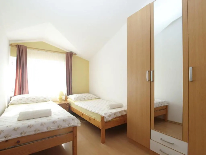 Apartment Anica 770