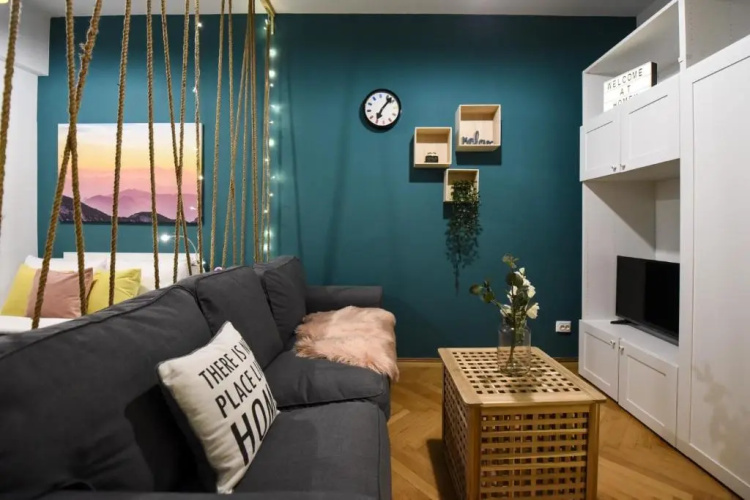 ALL U NEED IS LOVE - Homey Central Studio