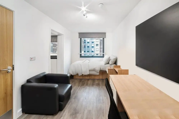 Superior Studio