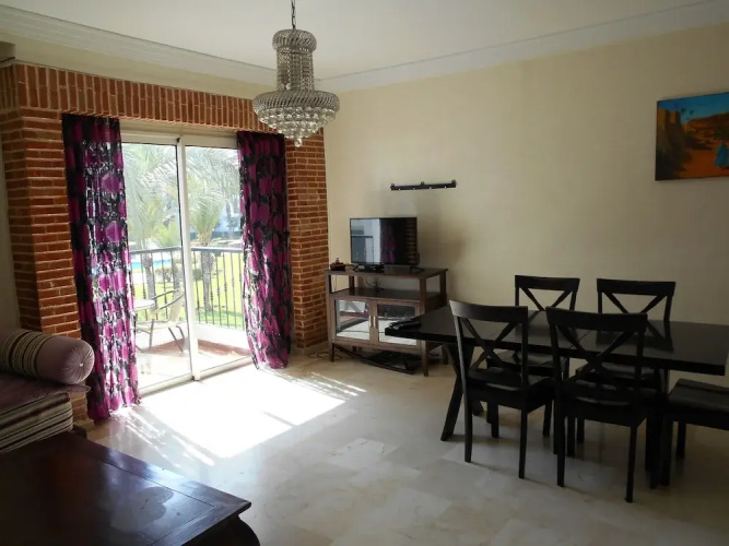 Lovely two Bedroom Apartment Ref T24302