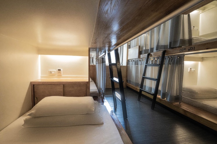 Bed in Dorm with view