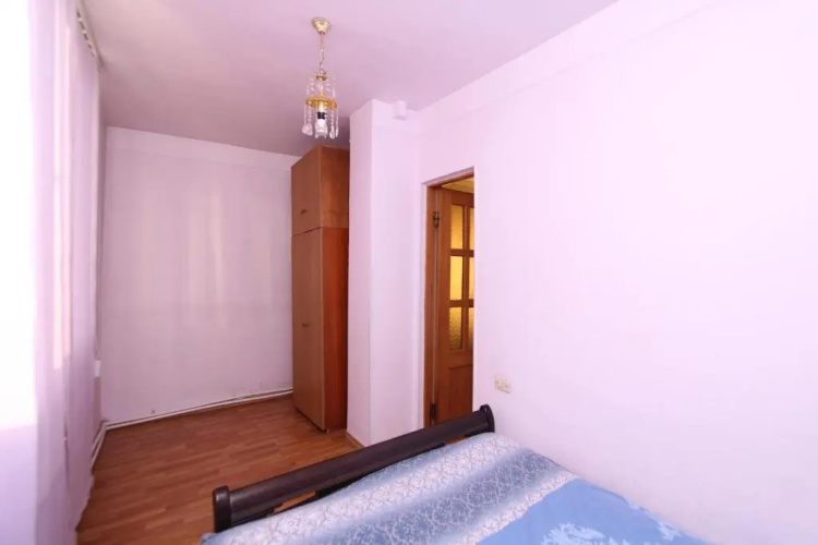 RC on Sayat-Nova avenue 21