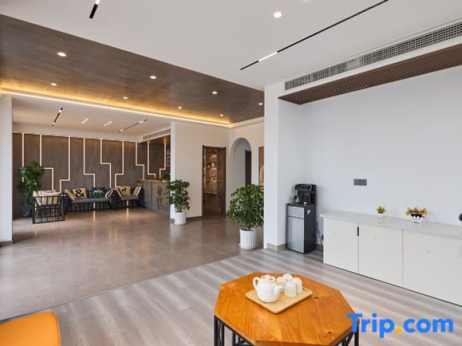 Floral Hotel·Shengsi Muye Hotel