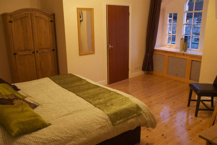 George Inn Tideswell