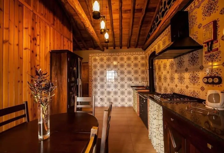 2 Bedrooms Cottage