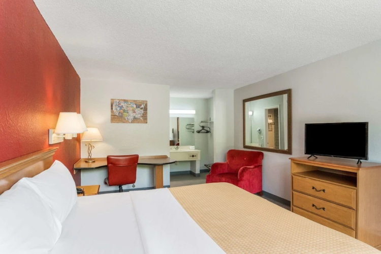 OYO Hotel Townsend GA
