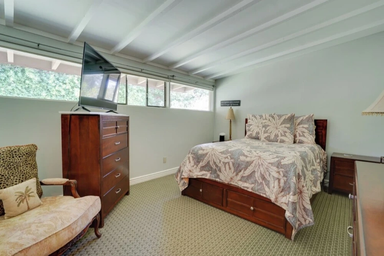 3 Bedrooms Cottage