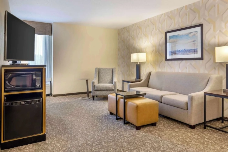 2 Bedrooms Suite